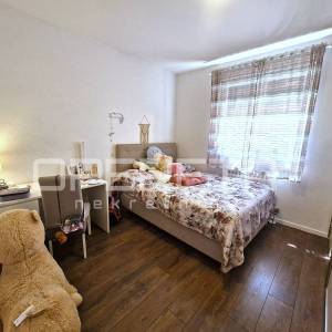 PRODAJA, STAN, SESVETE, 91m2, vrt