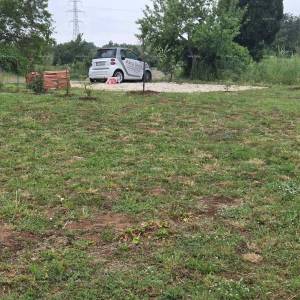 Prodaja zemljišta s  građevinskom dozvolom i projektom, okolica Vodnjana!
