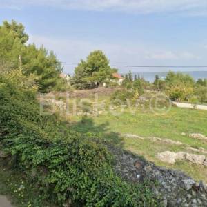 Prodaja, Pašman, atraktivna parcela1.048 m2, drugi red do mora