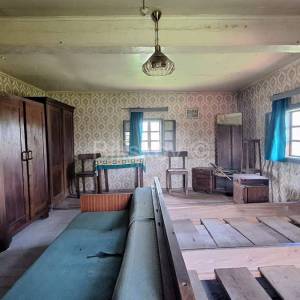 Prodaja,Popovača,tradicijska drvena kuća 183m2 + pomoćni objekti
