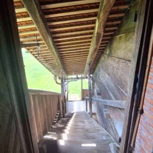 Prodaja,Popovača,tradicijska drvena kuća 183m2 + pomoćni objekti