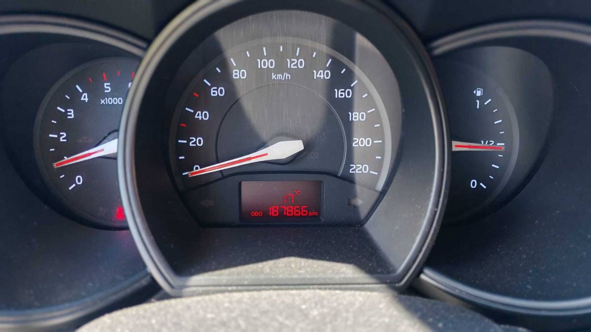 PRODAJE SE KIA RIO 2012 GODINA
