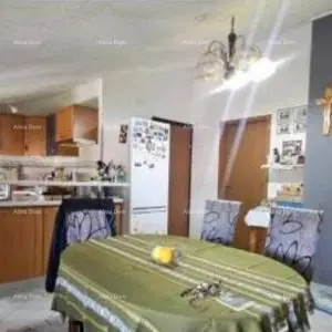 Prodaje se stan u Banjolama – 81 m², blizina mora