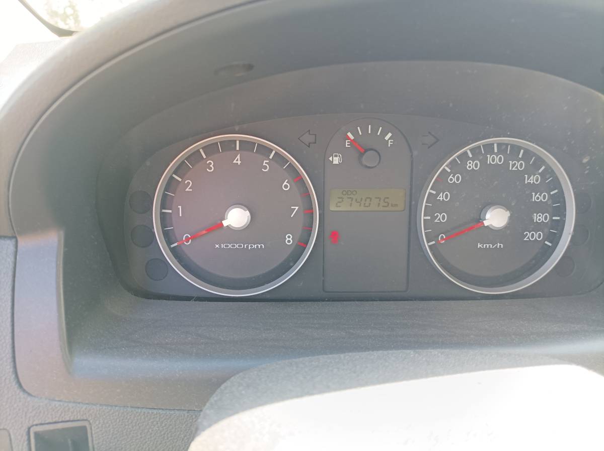 Prodajem polovni automobil