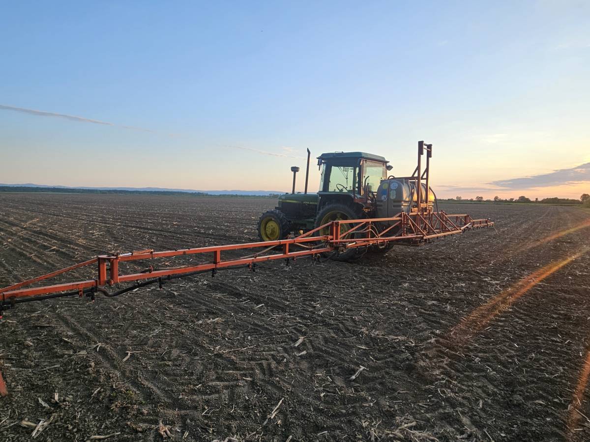 Prskalica Douven 800l