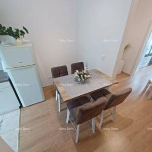 Pula, 2-sobni stan u centru, 31 m² + terasa i vrt