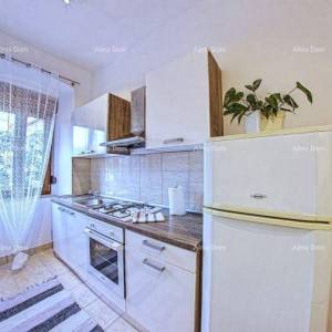 Pula, 2-sobni stan u centru, 31 m² + terasa i vrt