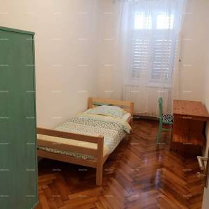 PULA!  Prodaja stana – 80 m², odlična lokacija.