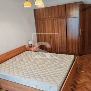 Pula, stan 2S+DB, 74m2, širi centar