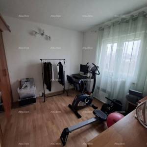 Pula – stan 68 m² s dva parkirna mjesta
