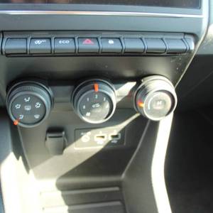 Renault Clio 1.0 TCe *NAVIGACIJA*