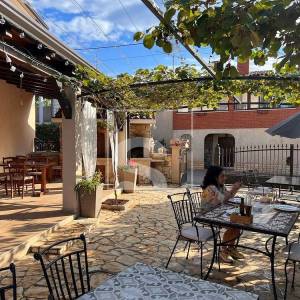 Restoran s 4 moderne sobe za najam, 4 km do mora, Poreč