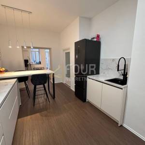 Rijeka, Centar, 64.70m2, 1s+db, 2 balkona