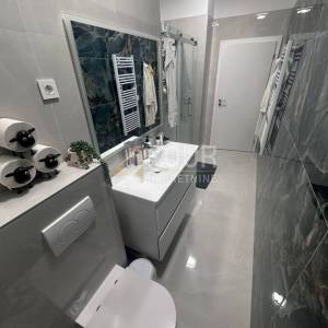 Rijeka, Centar, 64.70m2, 1s+db, 2 balkona