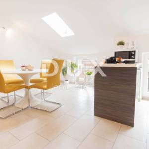 RIJEKA, CENTAR - Moderni 2S+DB apartman na traženoj lokaciji