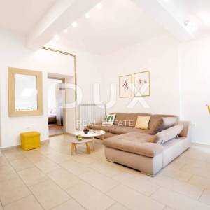RIJEKA, CENTAR - Moderni 2S+DB apartman na traženoj lokaciji