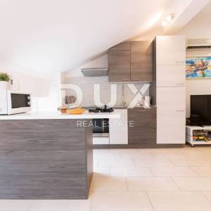 RIJEKA, CENTAR - Moderni 2S+DB apartman na traženoj lokaciji