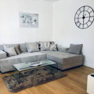RIJEKA, CENTAR - Moderni dragulj: Novoopremljen 1S+DB na top lokaciji!
