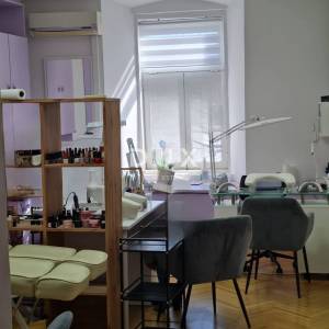 RIJEKA, CENTAR - Poslovni prostor s prostranom terasom, 4SDB, 121m2