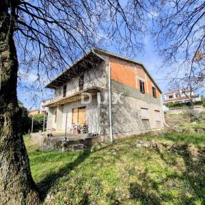 RIJEKA, DONJA DRENOVA - Samostojeća kuća 220m2 s okućnicom