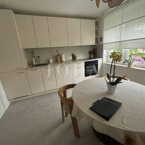 Rijeka, Donja Vežica, 1s+db, balkon 