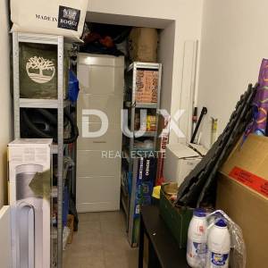 RIJEKA, GORNJI ZAMET - Moderan 3S+DB s 2 parkinga i pogledom na more