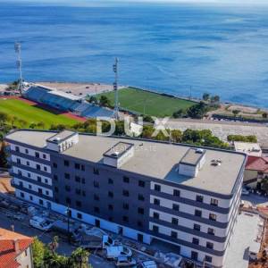 RIJEKA, KANTRIDA – stan od 118m2 u luksuznoj novogradnji samo 250 metara od mora s garažom i panoramskim pogledom na more...