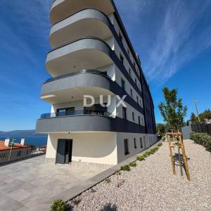 RIJEKA, KANTRIDA – stan od 107m2 u luksuznoj novogradnji samo 250 metara od mora s garažom i panoramskim pogledom na more...