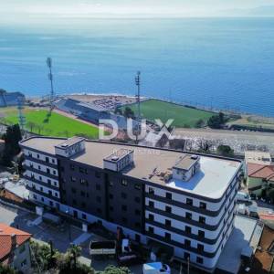 RIJEKA, KANTRIDA – stan od 141m2 u luksuznoj novogradnji samo 250 metara od mora s garažom i panoramskim pogledom na more...