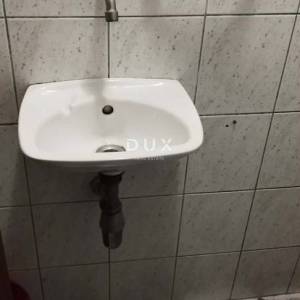 RIJEKA, KOZALA - namješten trosoban stan s pogledom na more!