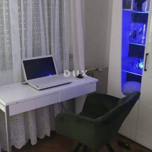 RIJEKA, KOZALA - namješten trosoban stan s pogledom na more!