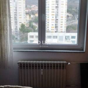 RIJEKA, KOZALA - namješten trosoban stan s pogledom na more!