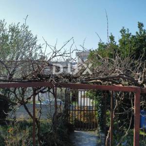 RIJEKA, MARČELJEVA DRAGA - samostojeća kuća, mogućnost nadogradnje