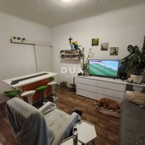 RIJEKA, MLAKA – funkcionalan stan 3S, prizemlje