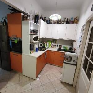 RIJEKA, MLAKA – funkcionalan stan 3S, prizemlje