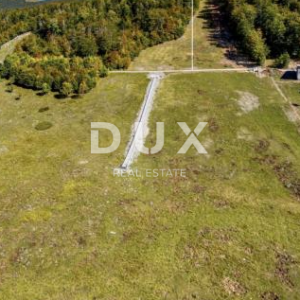 RIJEKA, PODHUM - zemljište 6300 m2 Ski Centar Platak