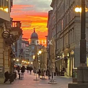 RIJEKA, POTOK - poslovni prostor 80 m2 u prizemlju na odličnoj lokaciji! PRILIKA!