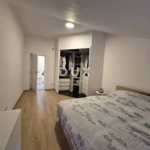 RIJEKA, ŠIRI CENTAR – 3S+DB novoadaptiran stan 105 m²