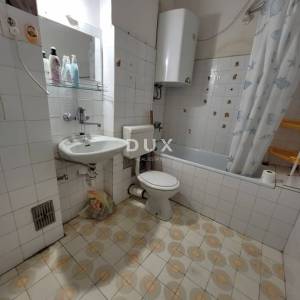 RIJEKA, ŠKURINJE – Trosobni stan u potkrovlju, 53 m², mirna lokacija!