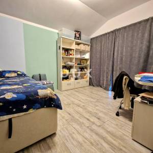 RIJEKA, SRDOČI - 2S+DB, pogled, parking