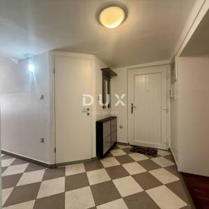 RIJEKA, STROGI CENTAR - Stan na 3. katu, 66 m2, useljiv, investicija!
