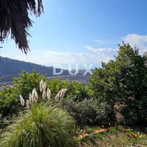 RIJEKA, SUŠAČKA DRAGA - Kuća s okućnicom i pogledom, 95m²