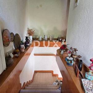 RIJEKA, SUŠAČKA DRAGA - Kuća s okućnicom i pogledom, 95m²