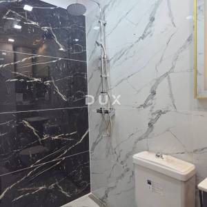 RIJEKA, SUŠAK - Poslovni prostor+dvije garsonijere,  blizu centra grada, 240m2