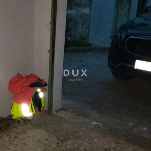 RIJEKA, SUŠAK - Prodaja garaže 18 m2