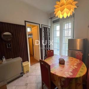 RIJEKA, SUŠAK – Stan s loggiom i pogledom na more, 2SDB, 79m2