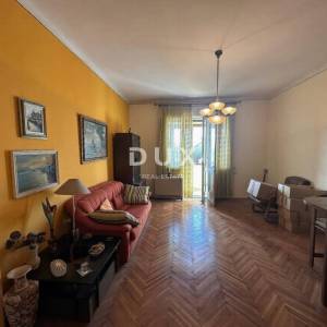 RIJEKA, SUŠAK – Stan s loggiom i pogledom na more, 2SDB, 79m2