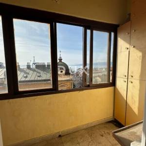 RIJEKA, SUŠAK – Stan s loggiom i pogledom na more, 2SDB, 79m2