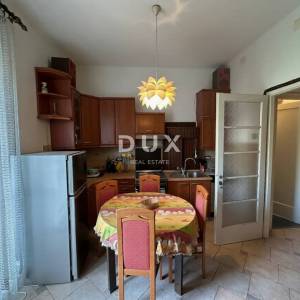 RIJEKA, SUŠAK – Stan s loggiom i pogledom na more, 2SDB, 79m2