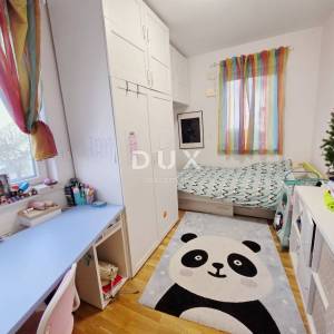 RIJEKA, TURNIĆ - Hitna prodaja: ekskluzivan stan 3S+DB s terasom s pogledom na more u zgradi novije gradnje, prilika!